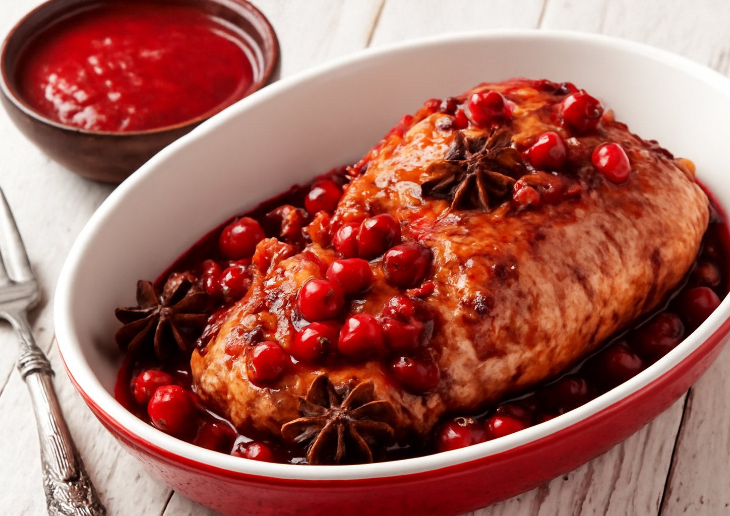 Жареная индейка с клюквенным соусом