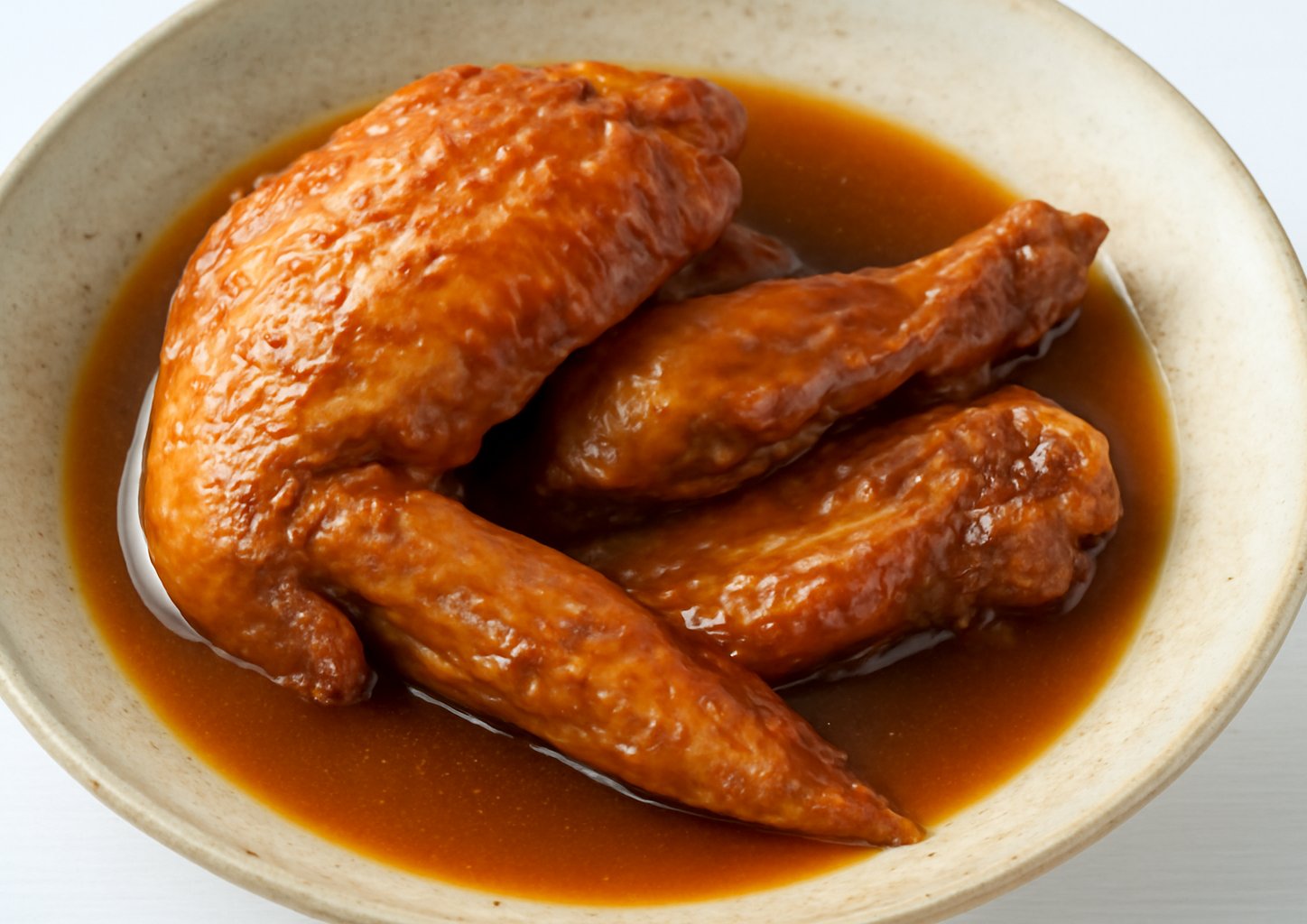 Тушёные куриные крылышки