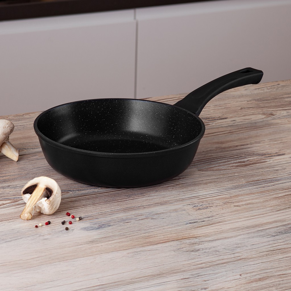 Сковорода индукционная из литого алюминия 26 см Cook pro