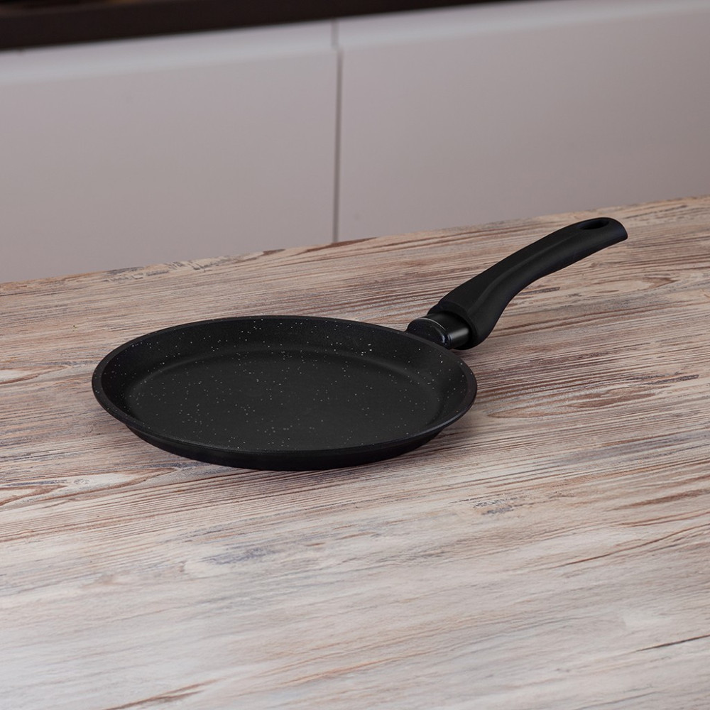 Сковорода блинная с антипригарным покрытием 24 см Cook pro